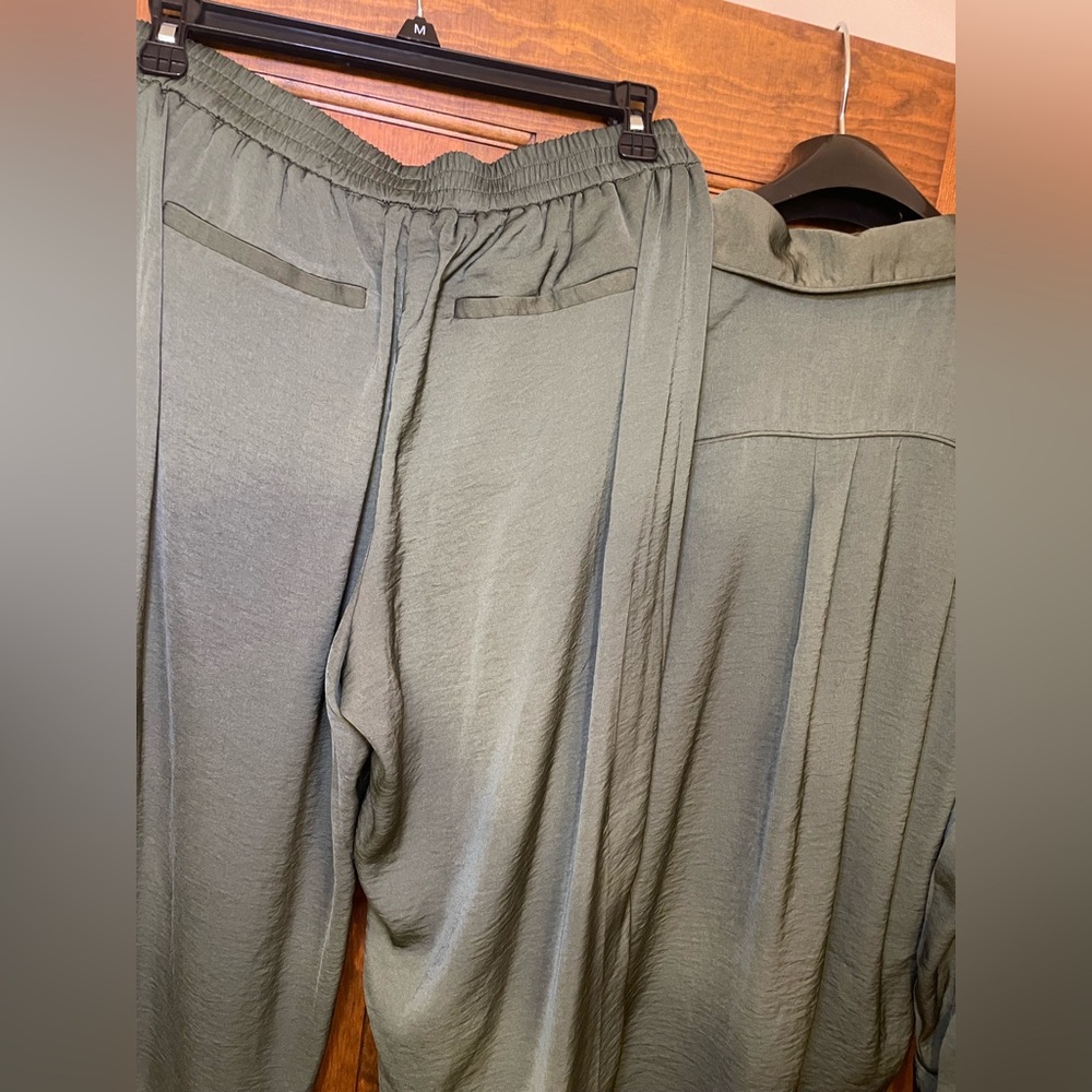 MICHAEL Michael Kors Olive Green Track Pants & Shirt Set - Picture 13 of 15